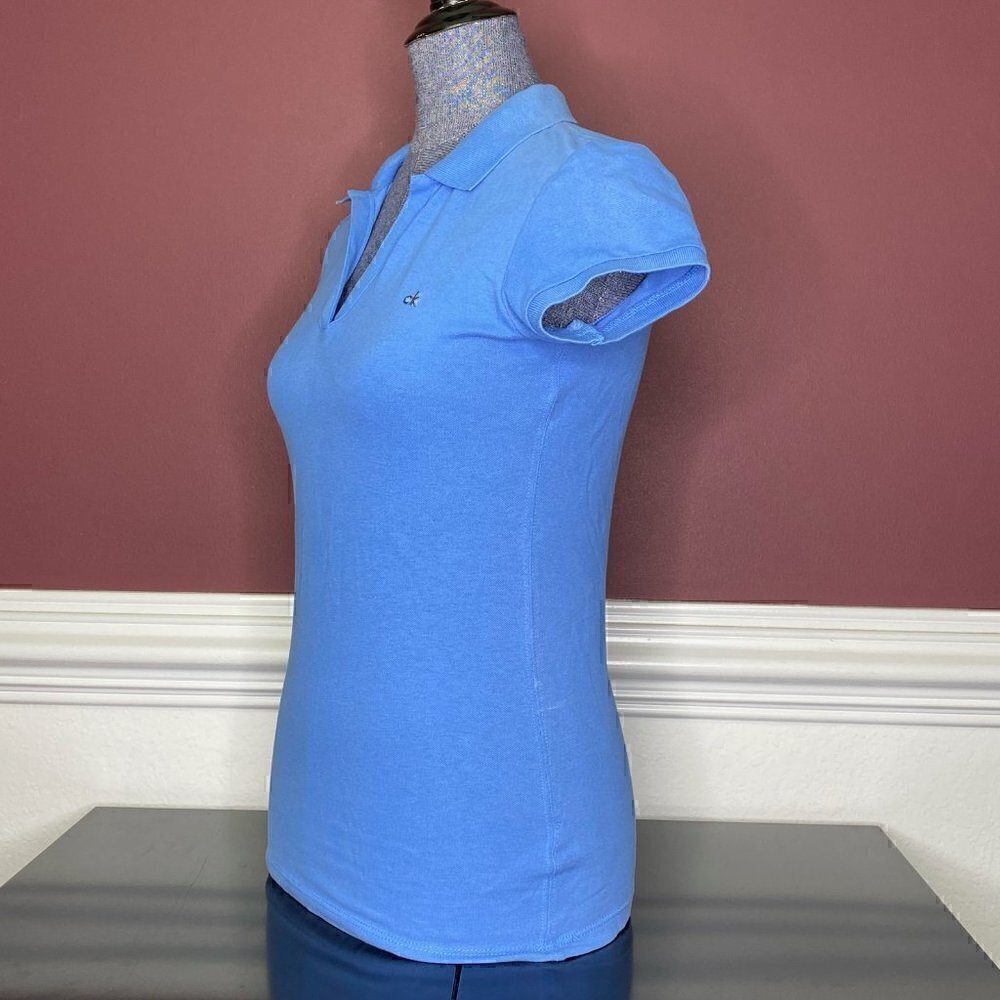 Calvin Klein blue v-neck short sleeve collared tee size XS Polo style shirt - Picture 2 of 3